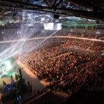 Decizie fără precedent în România: manelele, interzise la o sală polivalentă