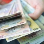 Top cele mai mari salarii din România. Domeniile în care angajații rămân fără locuri de muncă
