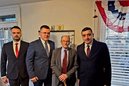 Dungaciu și Simion cu americanul care a susținut anularea alegerilor prezidențiale din România din cauza „intervenției Rusiei”: „De fiecare dată o plăcere să te întâlnești cu un om înțelept”