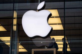 Concurența se încinge pe piața smartphone-urilor pliabile. Apple analizează un model de tip Flip