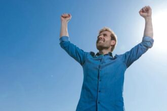 O nouă provocare online transformă refuzul într-o cale spre succes