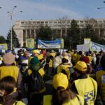 Sindicaliștii din Învățământ protestează în Piața Victoriei, nemulțumiți de măsurile luate de Guvern