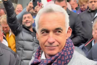 Gata, începe procesul lui Călin Georgescu pentru propagandă extremistă. Urmează pledoarii cu replici noi luate de pe Netflix