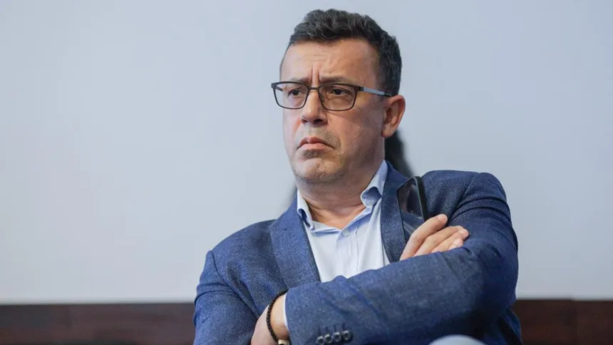 Victor Ciutacu l-a învins pe Cătălin Tolontan