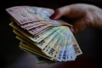 UE interzice plățile cash de peste 10.000 de euro. Ce riscă cei care nu respectă regula