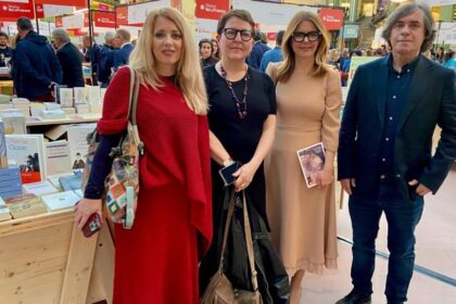 Scriitorul Mircea Cărtărescu, invitat pe marea scenă a Festivalului Cărţii de la Paris