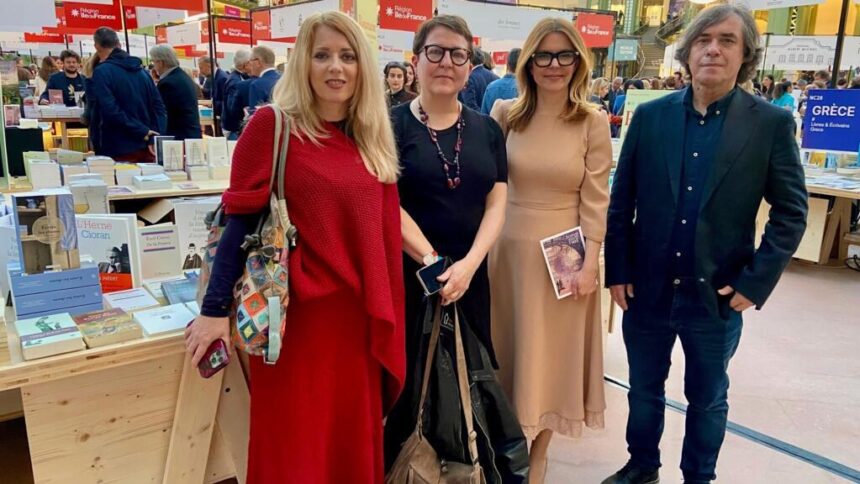 Scriitorul Mircea Cărtărescu, invitat pe marea scenă a Festivalului Cărţii de la Paris