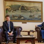 Cât este de dificil pentru un „matematician de talie mondială” să rețină două-trei reguli de protocol