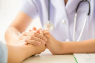 Studiu: Tarifele decontate de CNAS nu acoperă costurile reale ale spitalelor din România