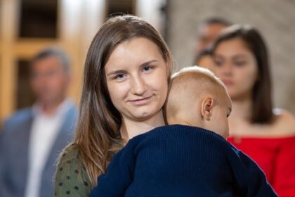 Doctorița cercetată penal pentru ucidere din culpă după moartea Alexandrei Ivanov a câștigat la tribunal reangajarea și plata tuturor drepturilor