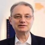 Luca Niculescu promite indexarea pensiilor în 2027, dacă ajunge premier. Semn că nici el nu e sigur că ajunge