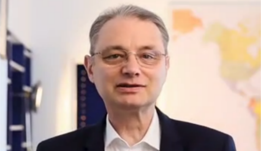 Luca Niculescu promite indexarea pensiilor în 2027, dacă ajunge premier. Semn că nici el nu e sigur că ajunge